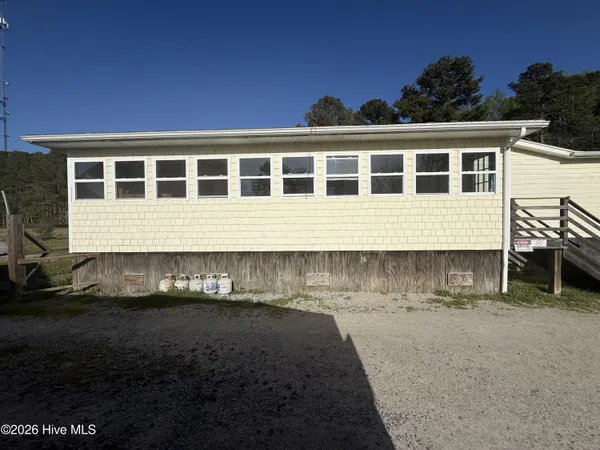 $195,000 | 2803 Travis Road, Columbia, NC 27925