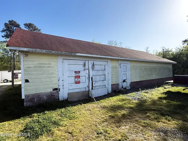 $195,000 | 2803 Travis Road, Columbia, NC 27925