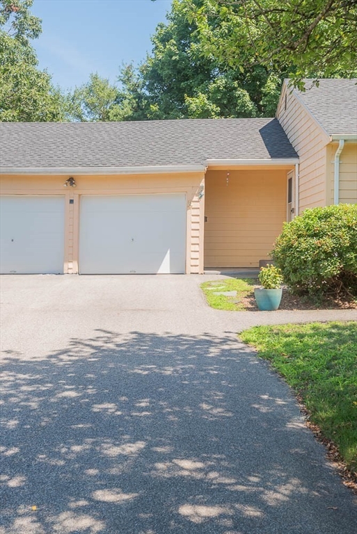 58 Alexander Road Braintree, MA 02184 - Photo 3 of 41 Gallery Image 3