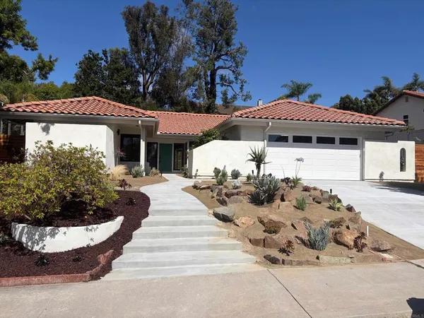 $1,995,000 | 7772 Palenque Street, Carlsbad, CA 92009