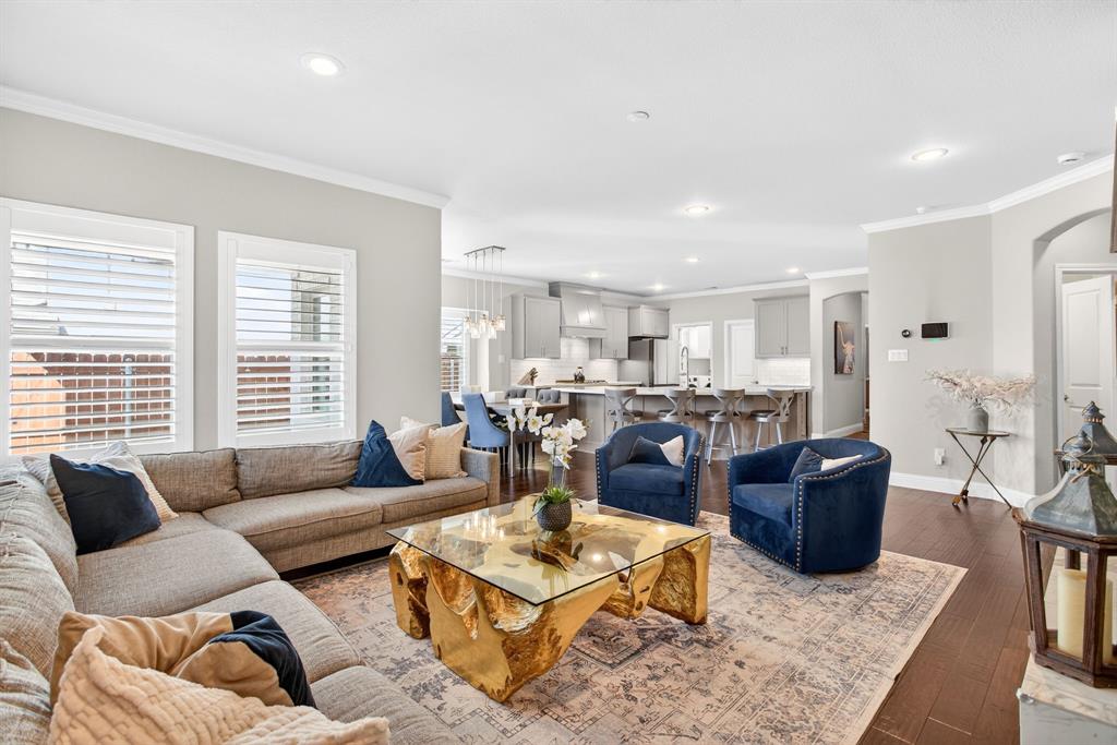 5213 Scott Road Fort Worth, TX 76114 - Photo 4 of 35 a living room with furniture and a large window