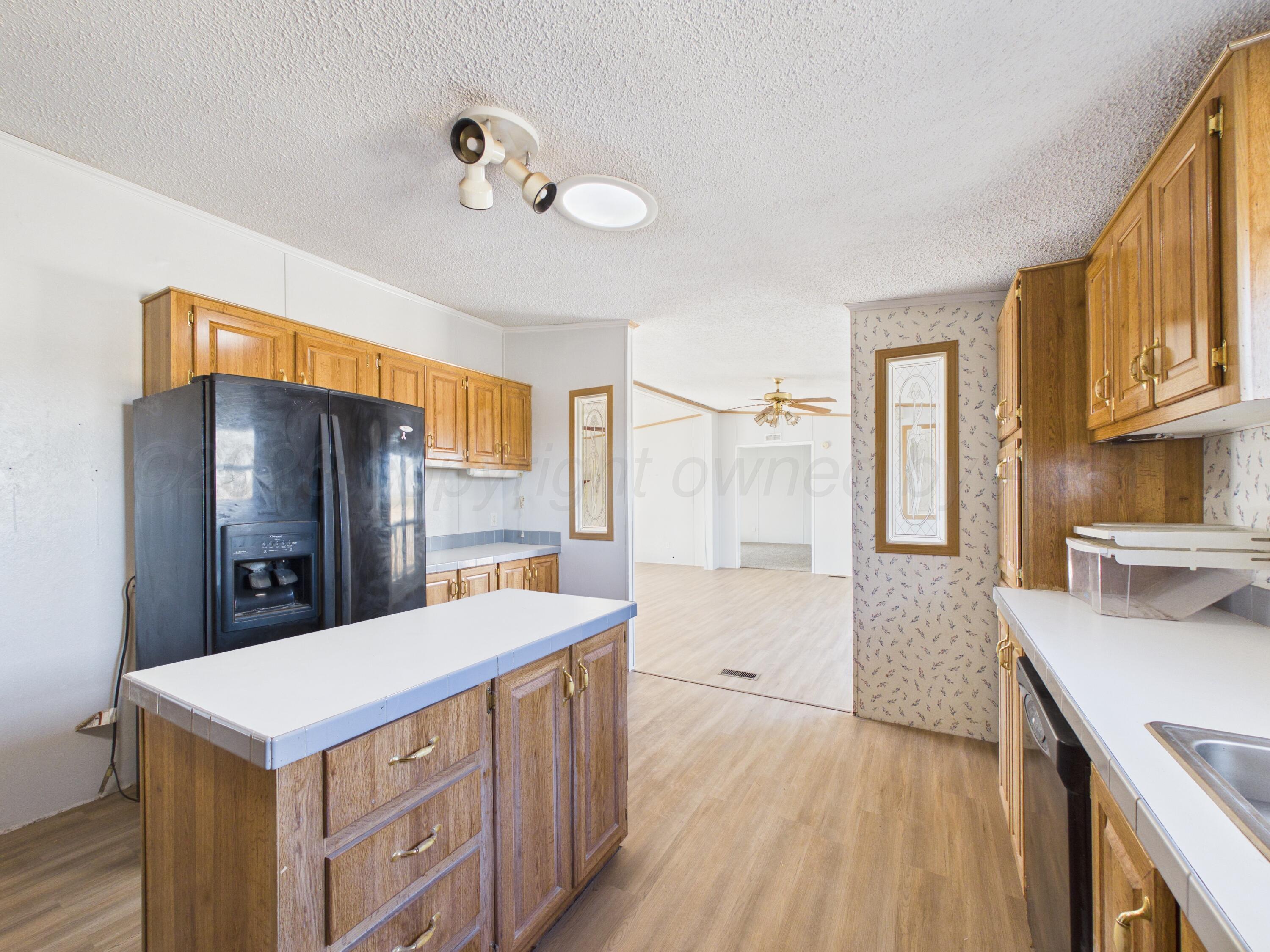 1501 Claude Road Amarillo, TX 79118 - Photo 8 of 23 IMG_3521