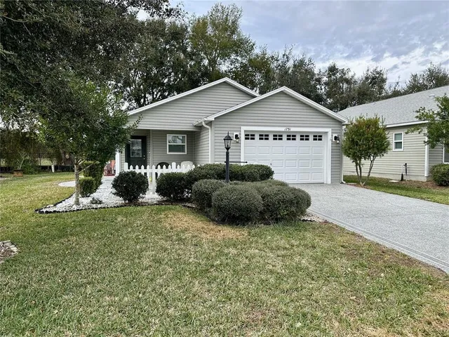 $239,900 | 1751 West Schwartz Boulevard, Lady Lake, FL 32159