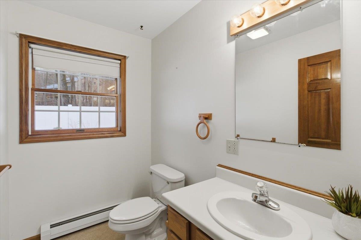 32 Cortland Lane Bennington, VT 05201 - Photo 14 of 44