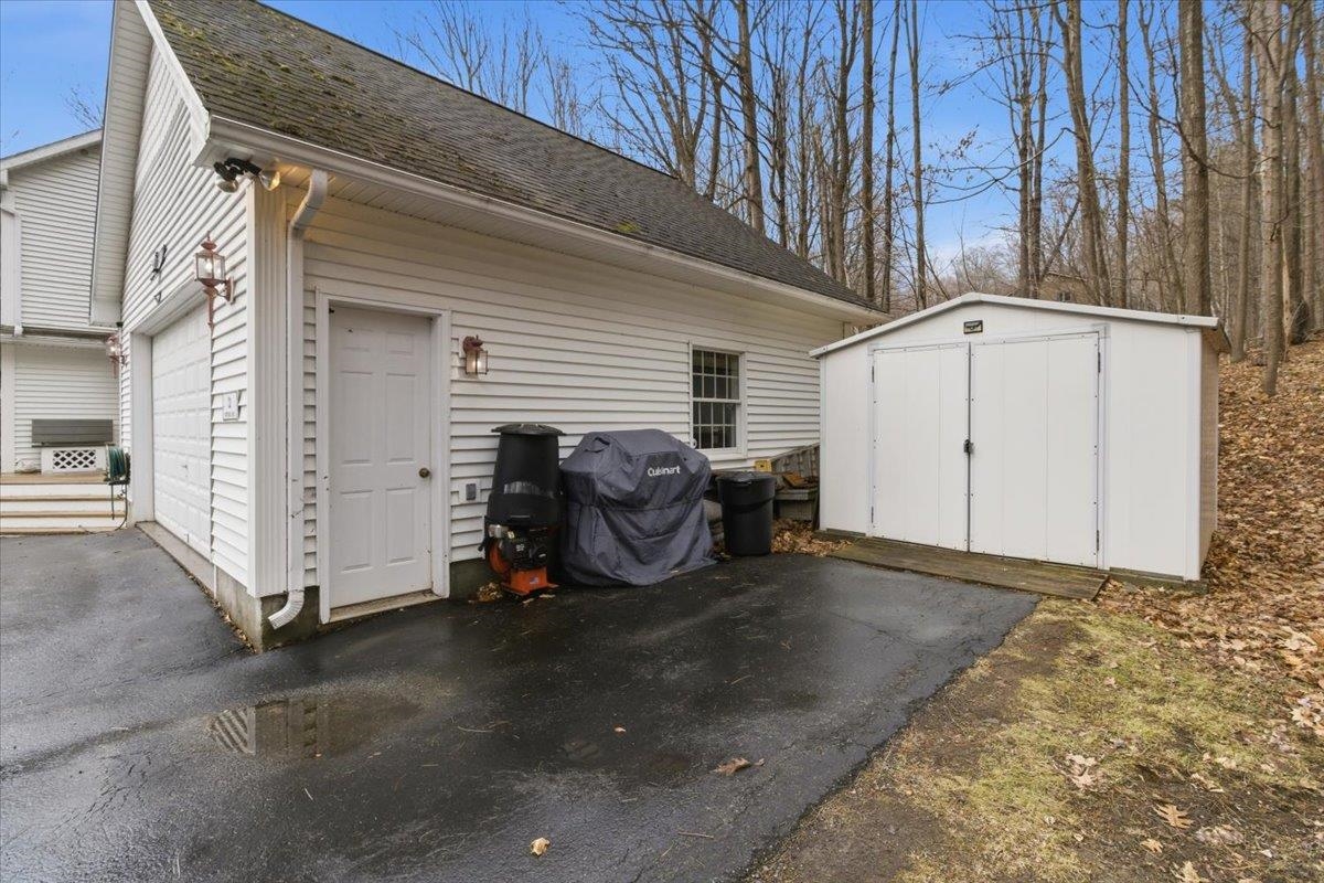 32 Cortland Lane Bennington, VT 05201 - Photo 33 of 44