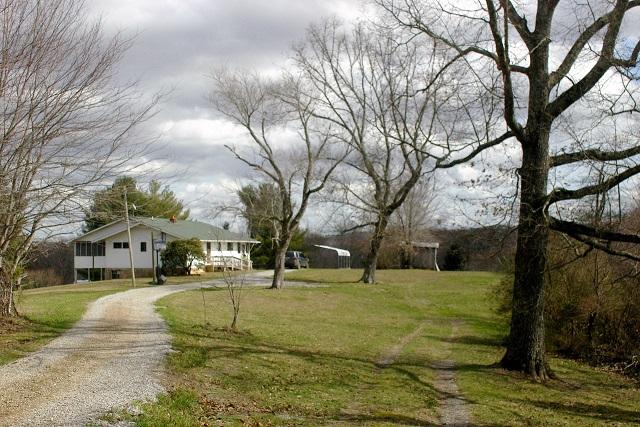 191 Old Sampson Road Pikeville, TN 37367 - Photo 15 of 20 _IGP7212