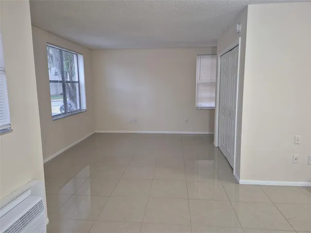 $1,495 | 4481 West McNab Road, Unit 10, Pompano Beach, FL 33069
