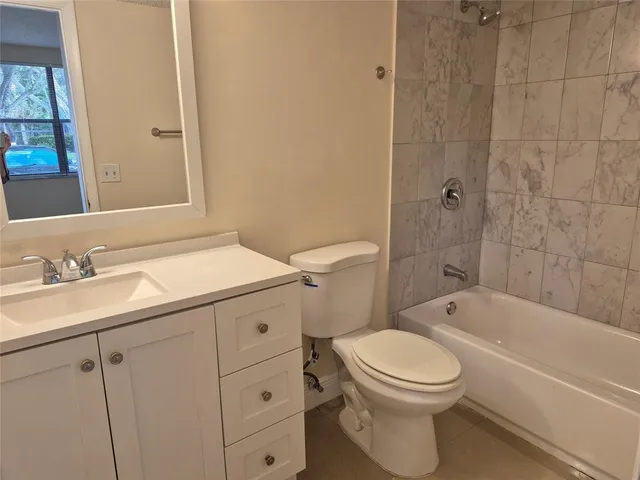 $1,495 | 4481 West McNab Road, Unit 10, Pompano Beach, FL 33069