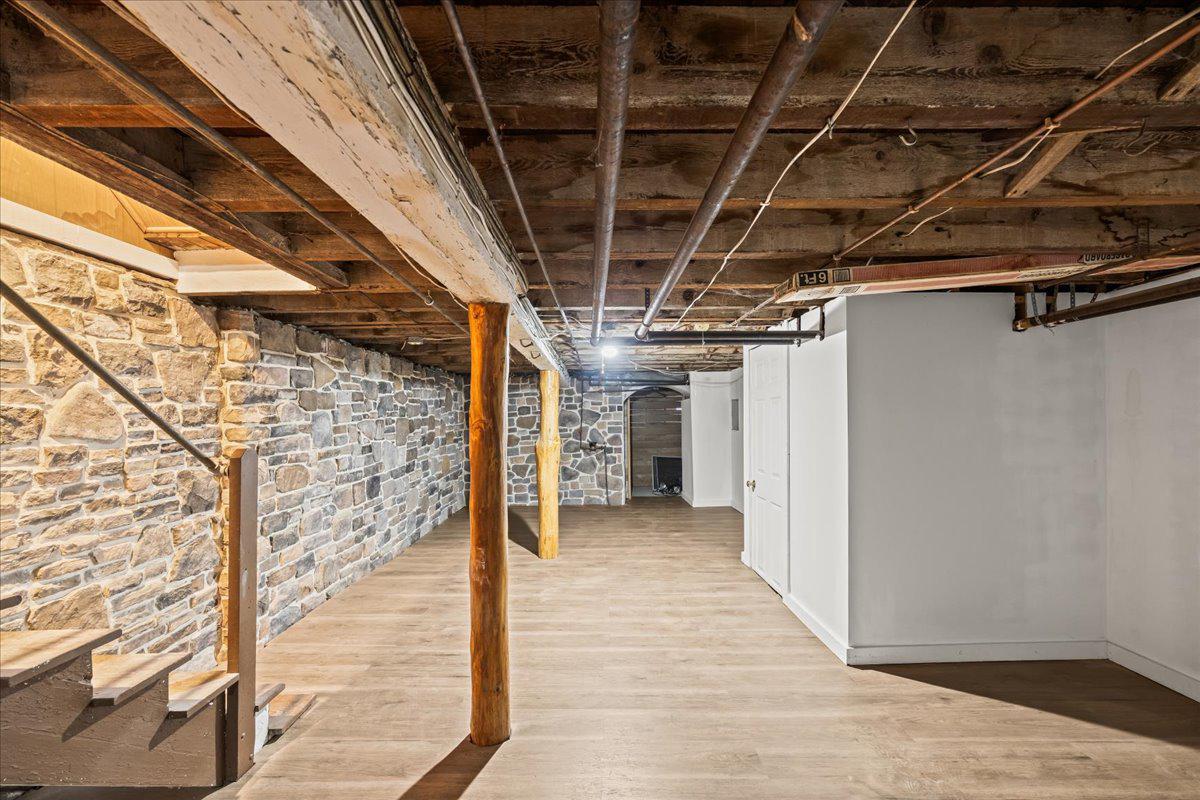 609 East Chestnut Street Lancaster, PA 17602 - Photo 11 of 24 Finished basement