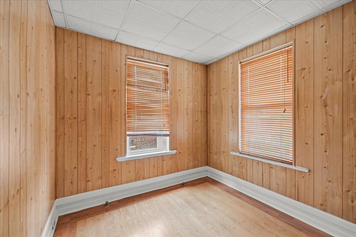 609 East Chestnut Street Lancaster, PA 17602 - Photo 12 of 24 Bedroom 1