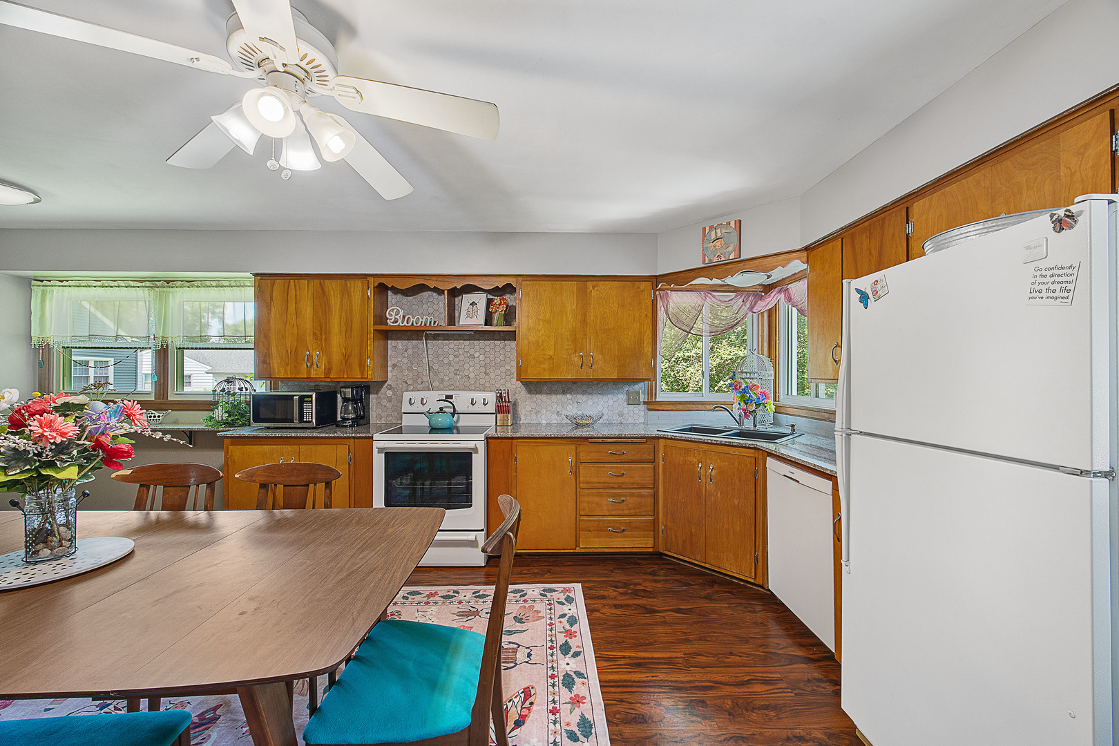 901 East Adams Street Washington, IL 61571 - Photo 9 of 43