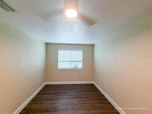 $2,100 | 2929 Northwest 43rd Avenue, Gainesville, FL 32605