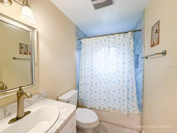 $2,100 | 2929 Northwest 43rd Avenue, Gainesville, FL 32605