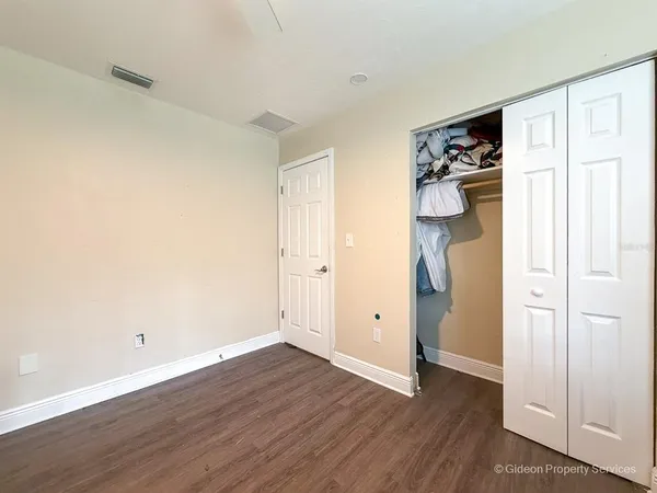 $2,100 | 2929 Northwest 43rd Avenue, Gainesville, FL 32605