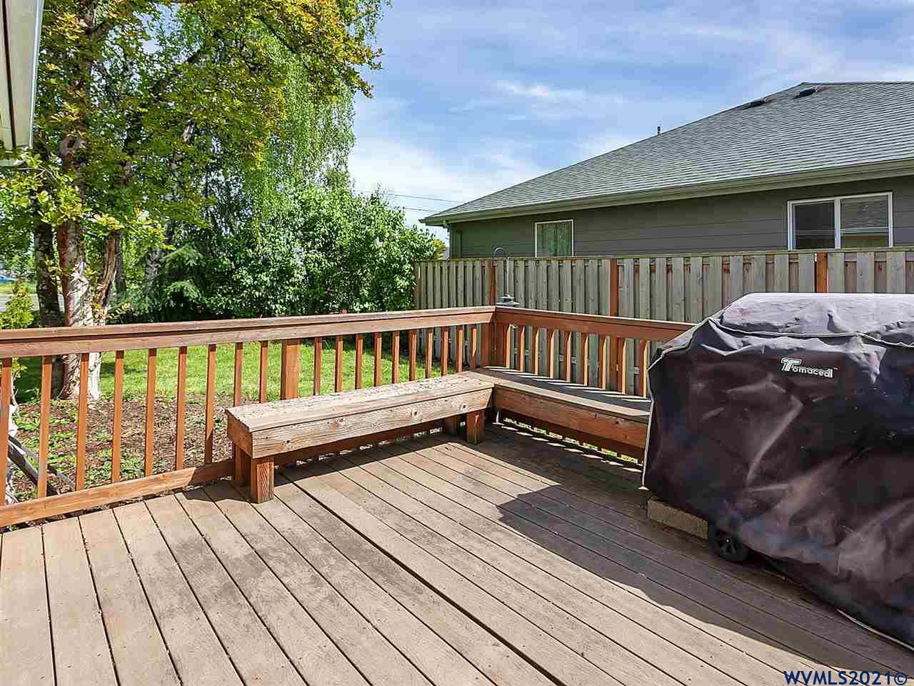435 Southeast Fir Villa Road Dallas, OR 97338 - Photo 25 of 31 Gallery Image 25