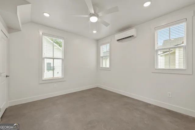 $1,350 | 707 Jefferson Street, LaGrange, GA 30240