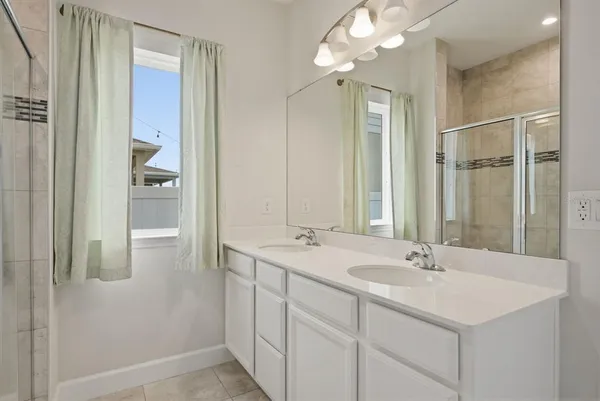 $2,300 | 19056 Heavenside Ct Spring Hill, Spring Hill, FL 34610