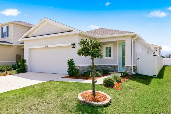 $2,300 | 19056 Heavenside Ct Spring Hill, Spring Hill, FL 34610