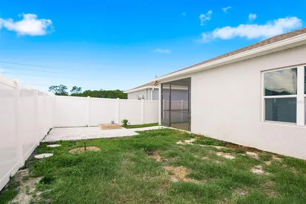 $2,300 | 19056 Heavenside Ct Spring Hill, Spring Hill, FL 34610