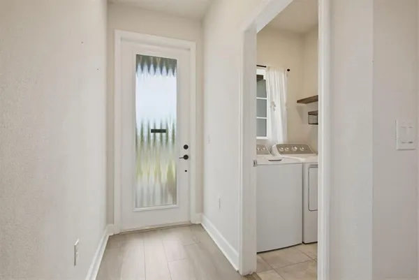 $2,300 | 19056 Heavenside Ct Spring Hill, Spring Hill, FL 34610