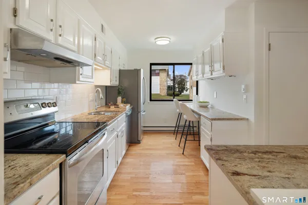 $899,000 | 199 Gregory Boulevard, Unit C2, Norwalk, CT 06855