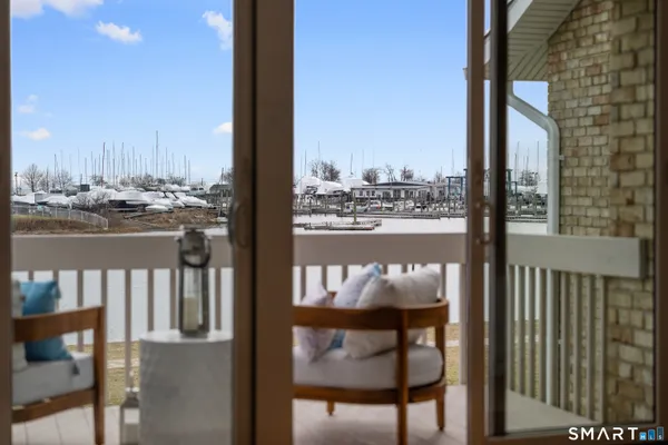 $899,000 | 199 Gregory Boulevard, Unit C2, Norwalk, CT 06855