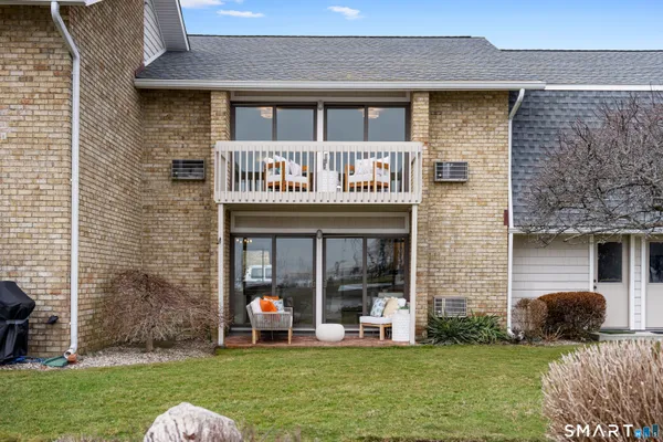 $899,000 | 199 Gregory Boulevard, Unit C2, Norwalk, CT 06855