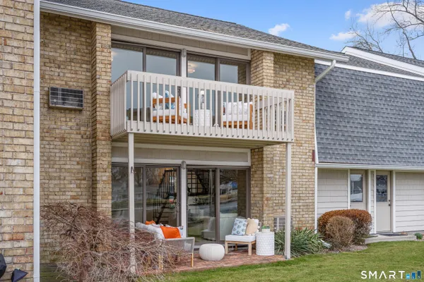 $899,000 | 199 Gregory Boulevard, Unit C2, Norwalk, CT 06855