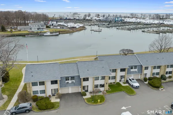 $899,000 | 199 Gregory Boulevard, Unit C2, Norwalk, CT 06855