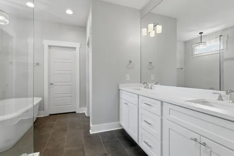 $1,142,000 | 821 Knox Avenue, Nashville, TN 37204