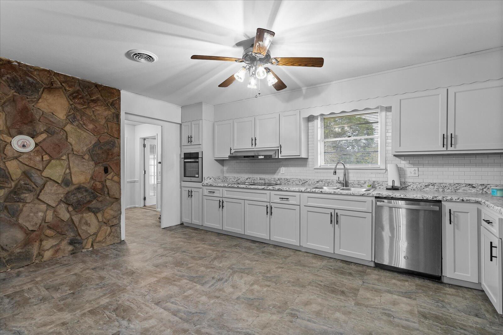 185 Omega Drive Whitwell, TN 37397 - Photo 12 of 39 12-185 Omega Dr-12