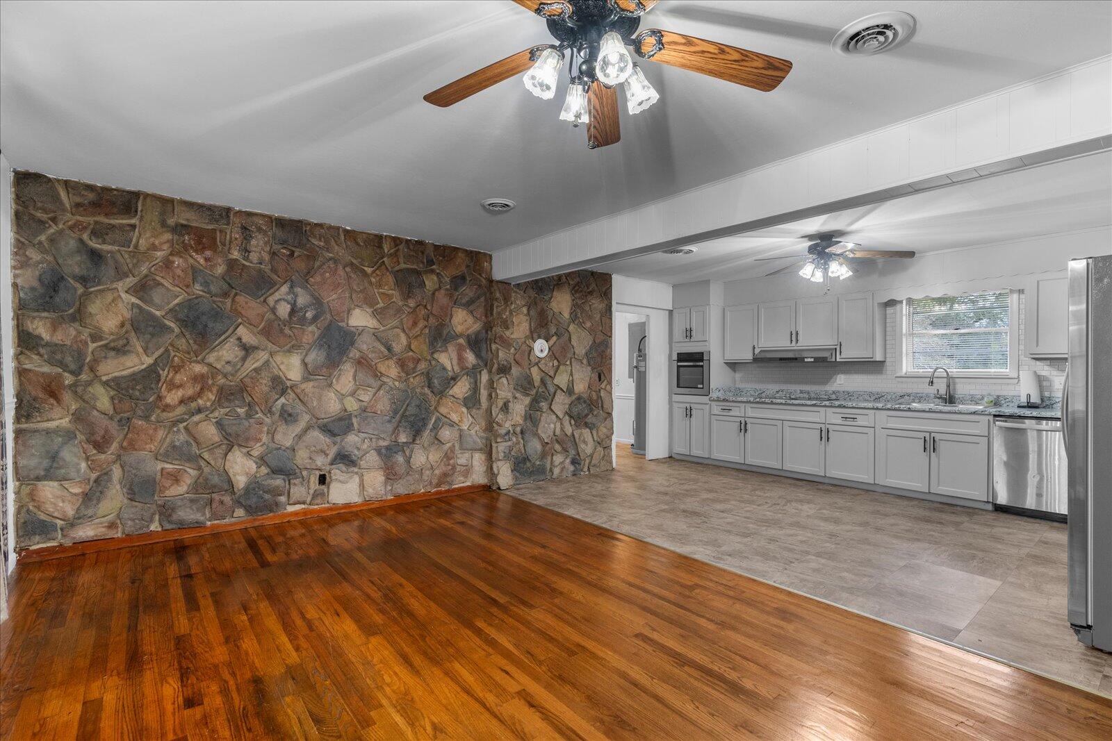 185 Omega Drive Whitwell, TN 37397 - Photo 7 of 39 08-185 Omega Dr-8