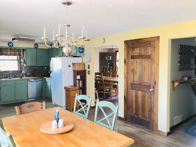 3 Haystack Lane Sandwich, MA 02563 - Photo 5 of 21 IMG_1459