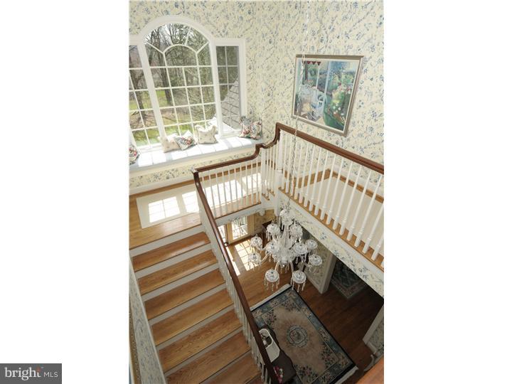 658 Dorset Road Devon, PA 19333 - Photo 14 of 25 Foyer
