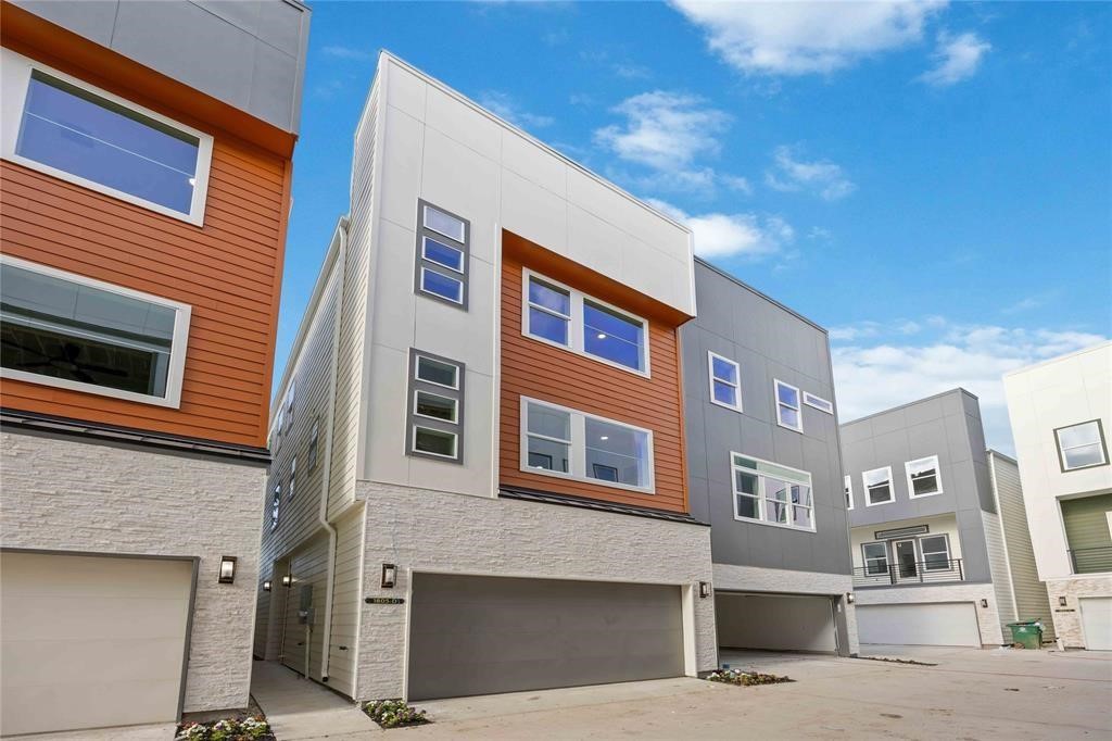 1805 Emir Street, Unit D Houston, TX 77009 - Photo 35 of 36 a front view of a building with many windows