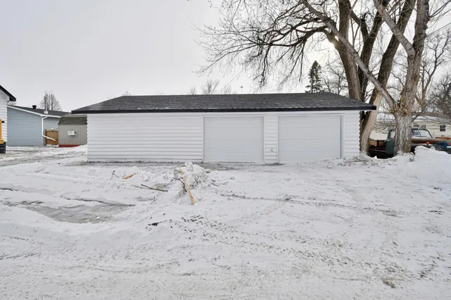 $199,500 | 213 2nd Street South, Wahpeton, ND 58075