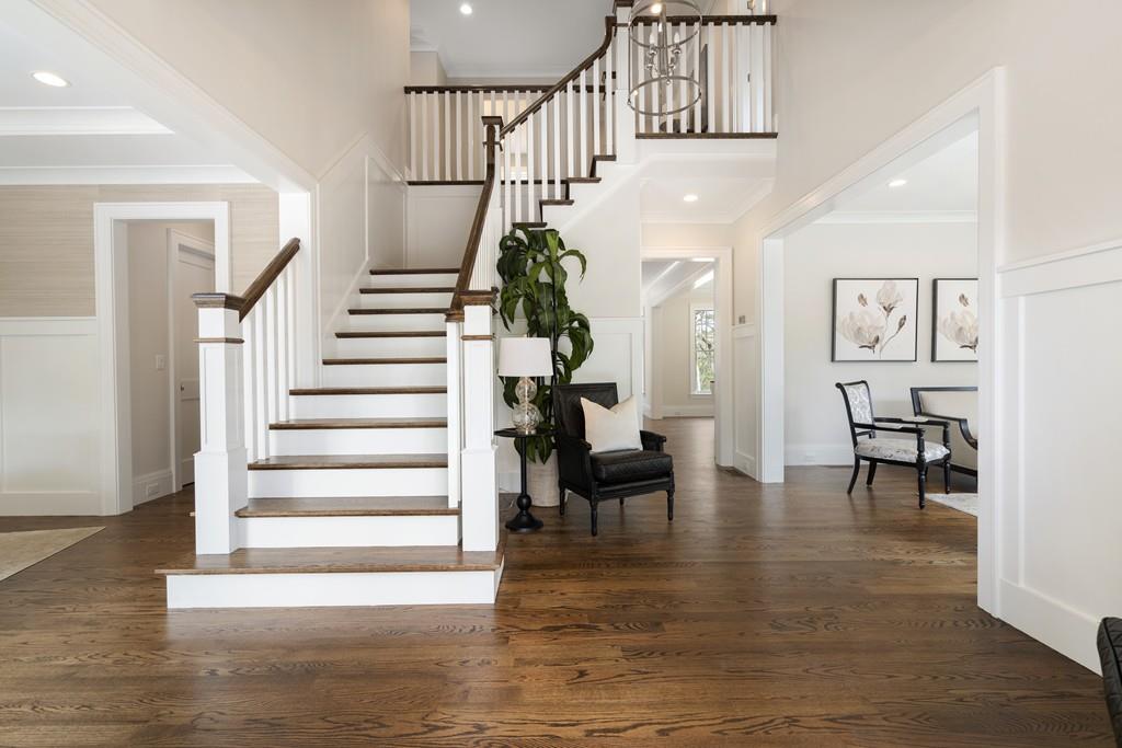 7 Stone Ridge Lane Weston, MA 02493 - Photo 4 of 42