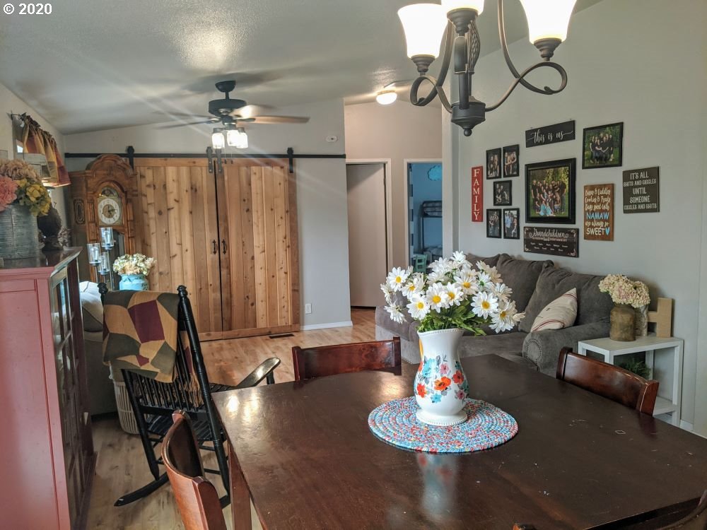 1961 Willow Loop Florence, OR 97439 - Photo 6 of 17 Gallery Image 6