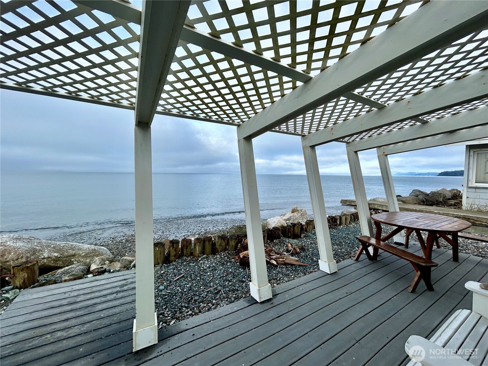 2687 West Beach Road Oak Harbor, WA 98277 - Photo 11 of 28 Gallery Image 11