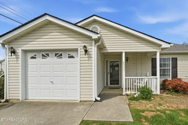 $279,900 | 8553 Wisteria Way, Knoxville, TN 37931