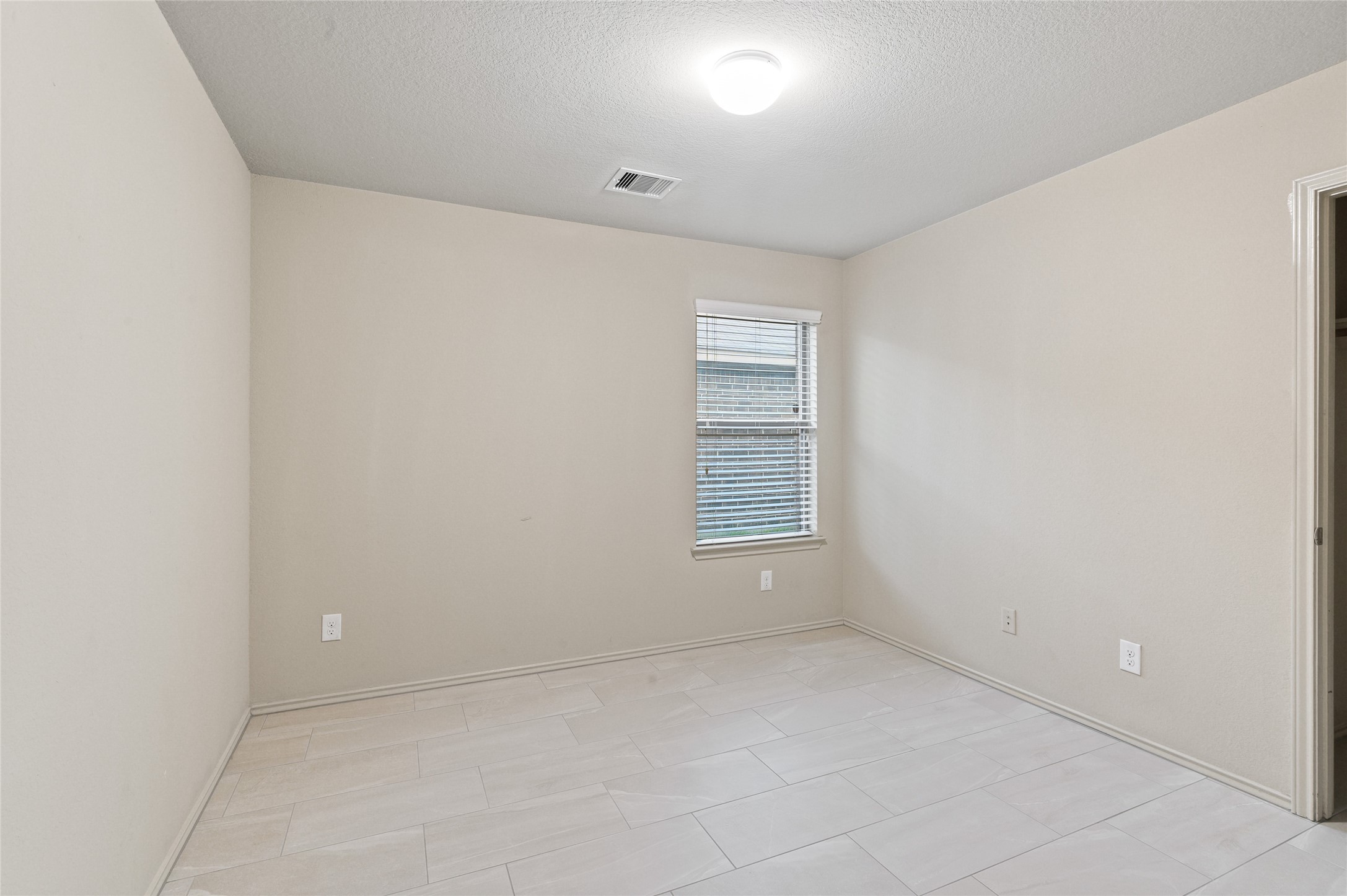 2414 Fall Aster Drive Spring, TX 77373 - Photo 12 of 20