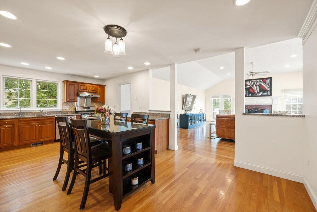 199 Hunnewell Street Needham, MA 02494 - Photo 14 of 40 Gallery Image 14