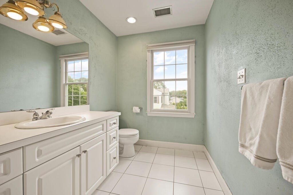 199 Hunnewell Street Needham, MA 02494 - Photo 29 of 40 Gallery Image 29