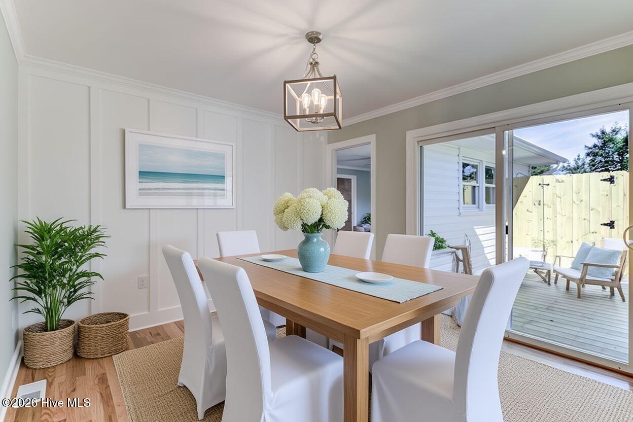 205 Spartan Road Wilmington, NC 28405 - Photo 27 of 51 REimagineHome_dining2