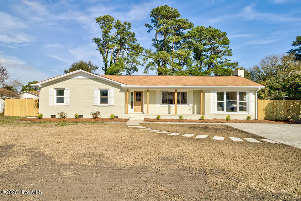 205 Spartan Road Wilmington, NC 28405 - Photo 4 of 51 IMG_2810_1_2