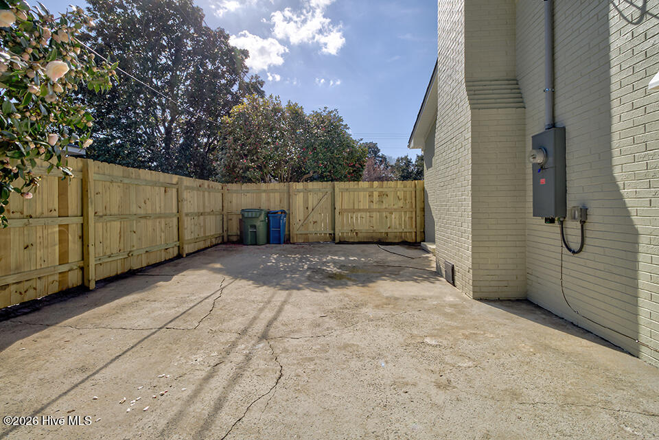 205 Spartan Road Wilmington, NC 28405 - Photo 6 of 51 IMG_2858_59_60