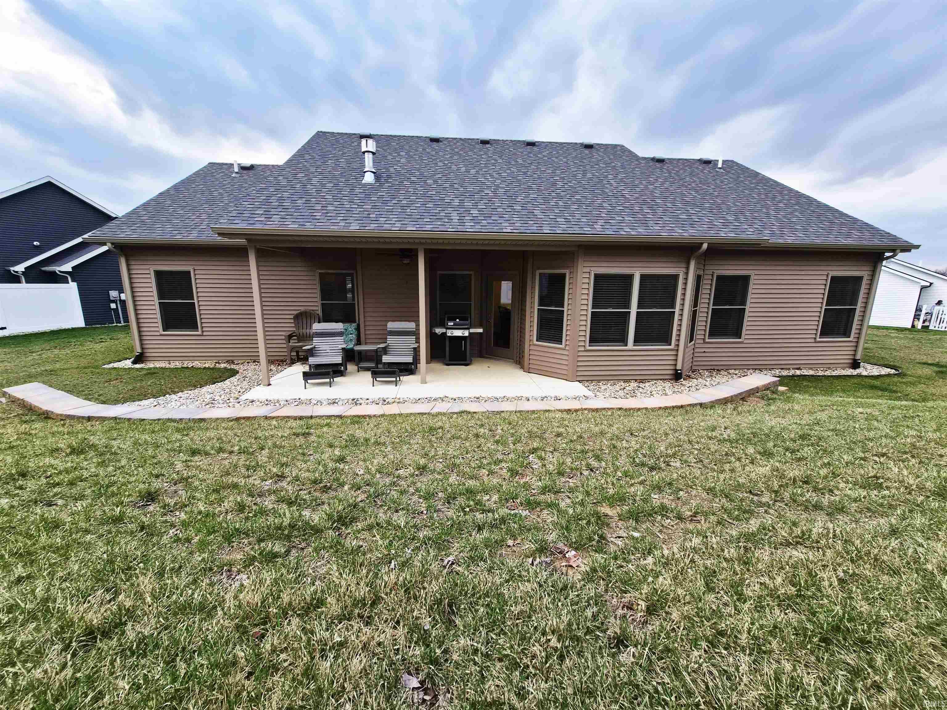 3990 Kings Pass Warsaw, IN 46582 - Photo 24 of 28