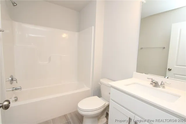 $2,295 | 510 Light Oak Way, Apex, NC 27539