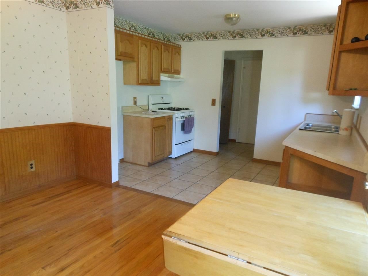 8196 Irish Road Millington, MI 48746 - Photo 13 of 20 21467193-12.JPG