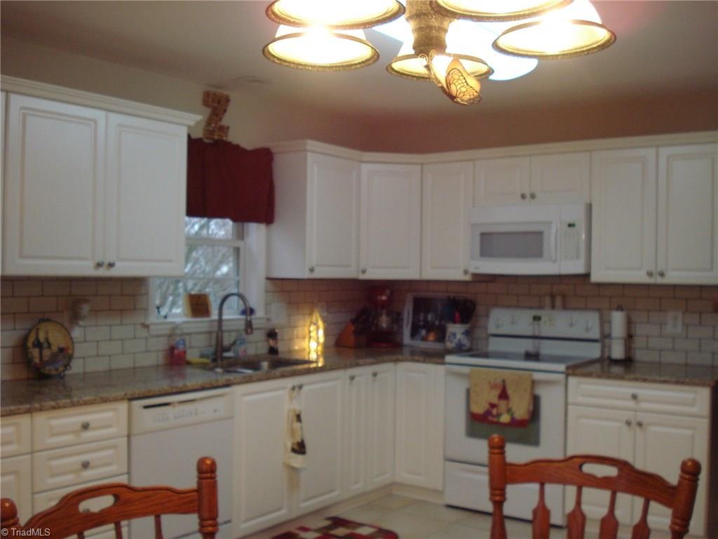 230 Ridge Drive Lexington, NC 27295 - Photo 15 of 29 Gallery Image 15
